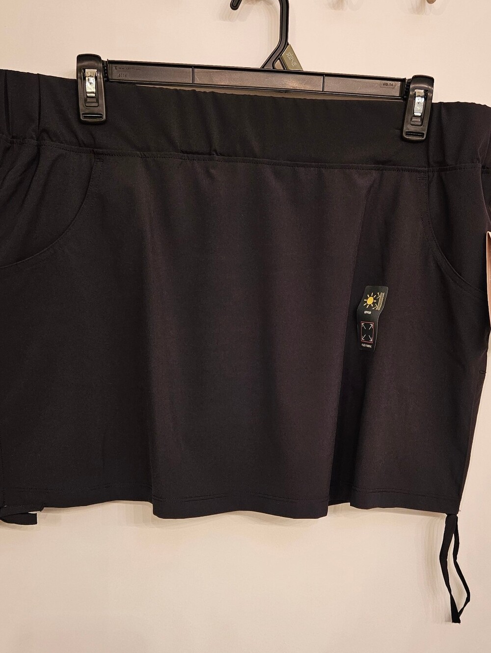 Realtree Women's Skort - Size L (12-14) - Black - NWT